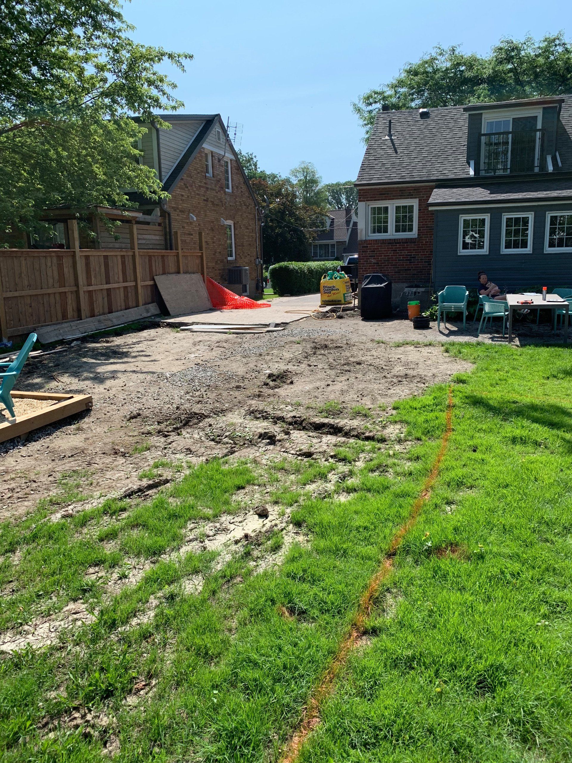 Mississauga Black Fiberglass Pool Project 3 Day Pools