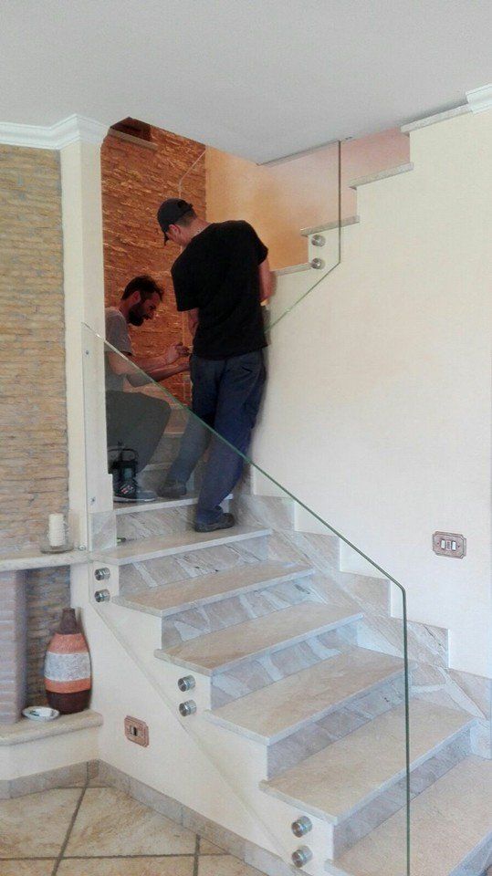 realizzazione e posa di vetrate