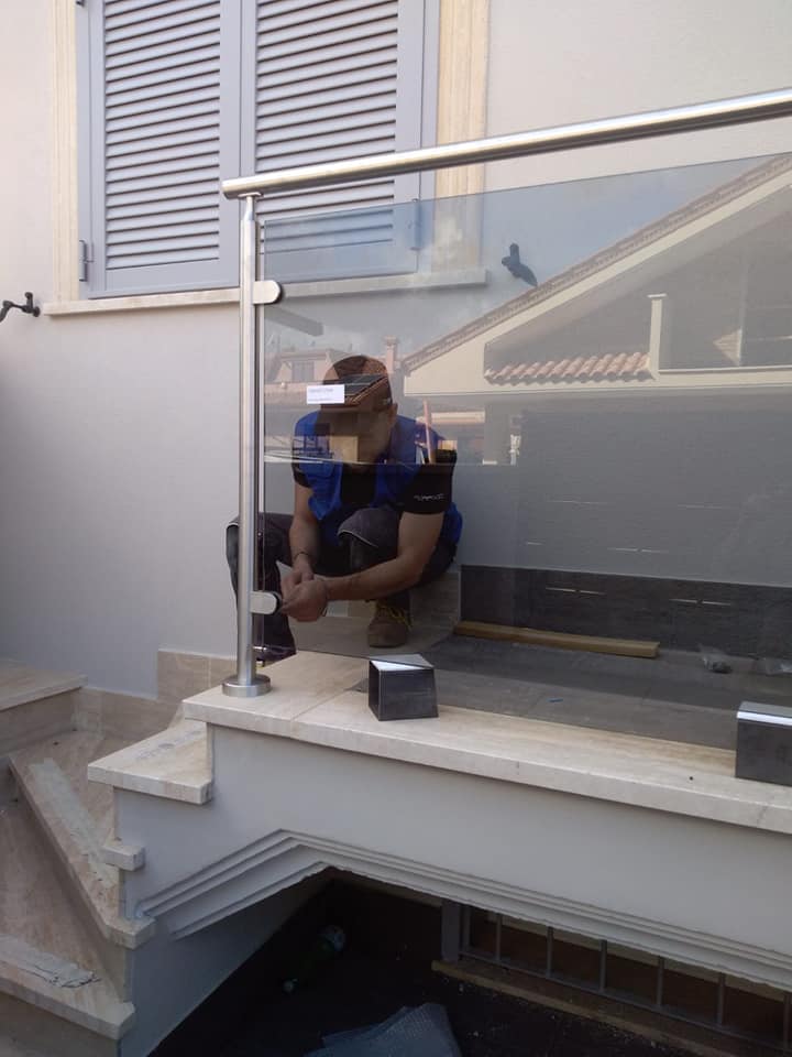 realizzazione vetrate su misura