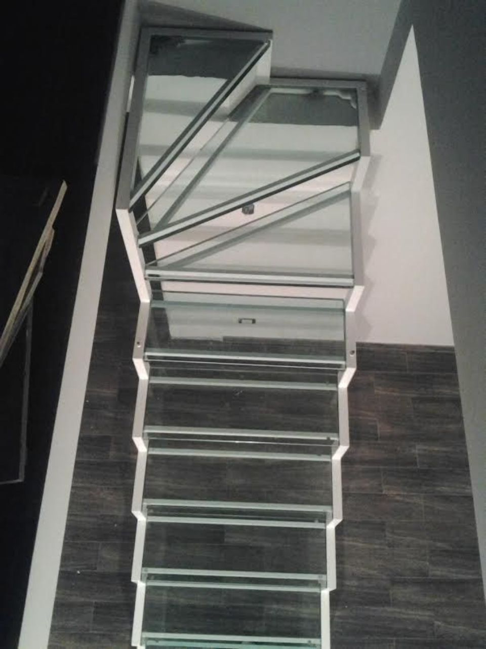 progettazione scale in vetro