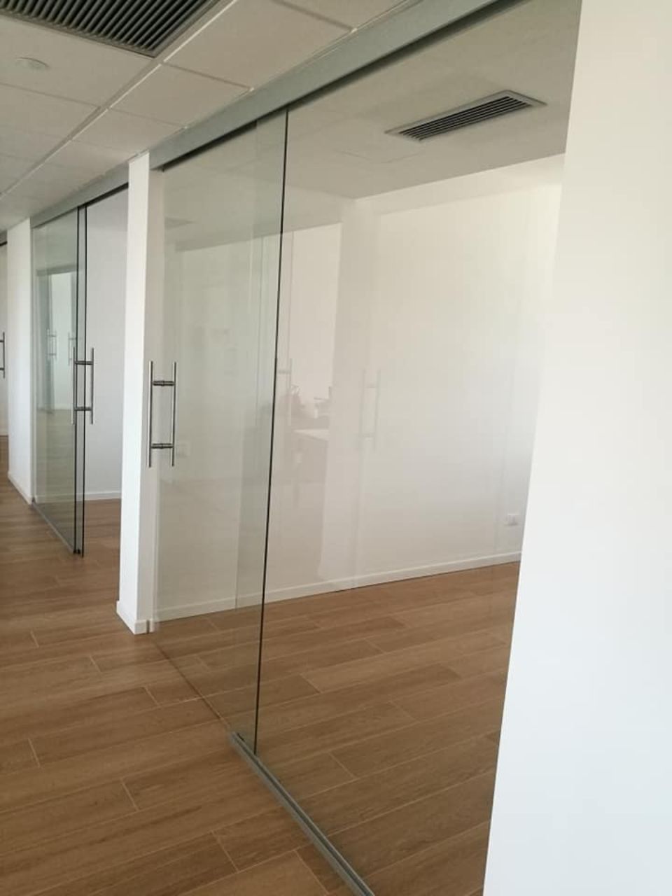 pareti divisorie in vetro per interni