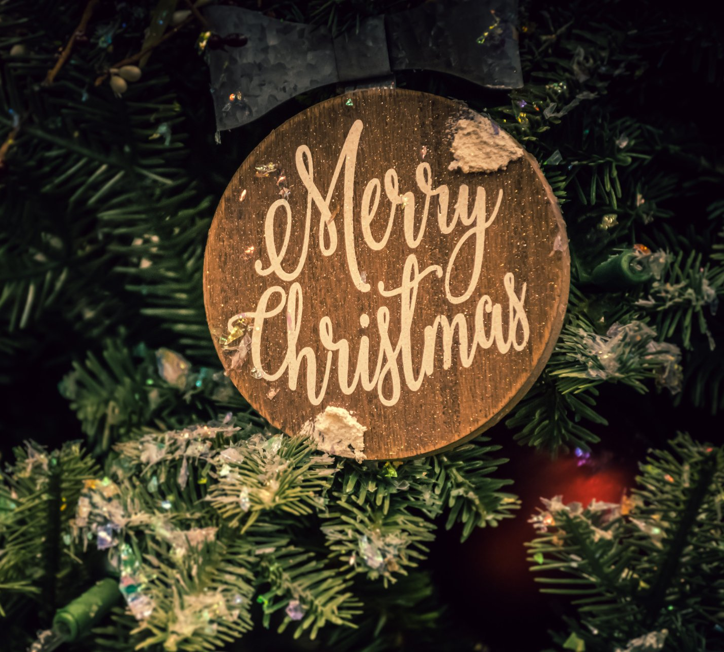 Wooden Christmas ornament with 