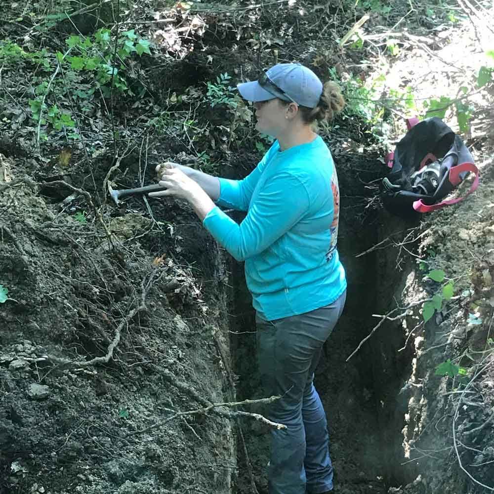 Working Woman — Benton, AR — Emery Pump Service