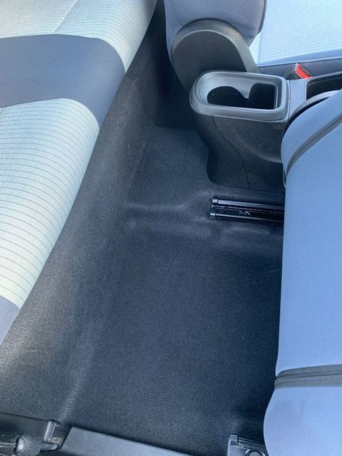 auto col vetro oscurato