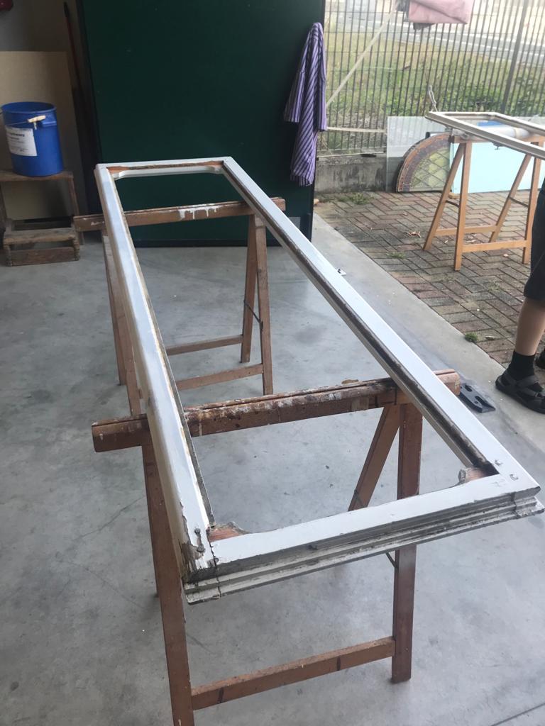 restauro di un infisso