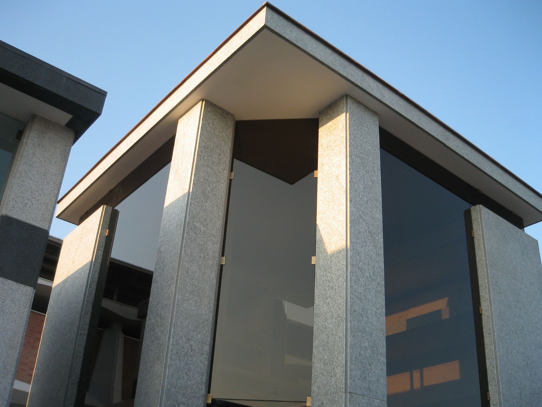 elementi in vetro per tombe cimiteriali