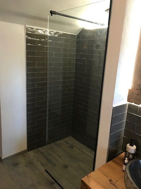 box in vetro su misura con ante scorrevoli