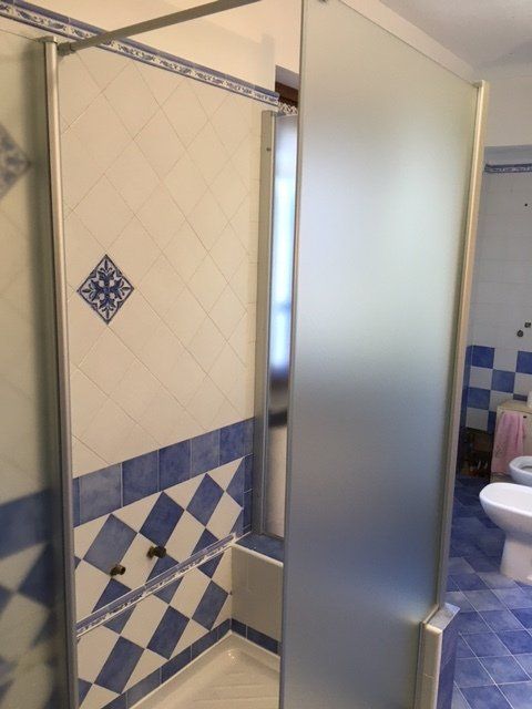 box doccia in cristallo e vetro satinato