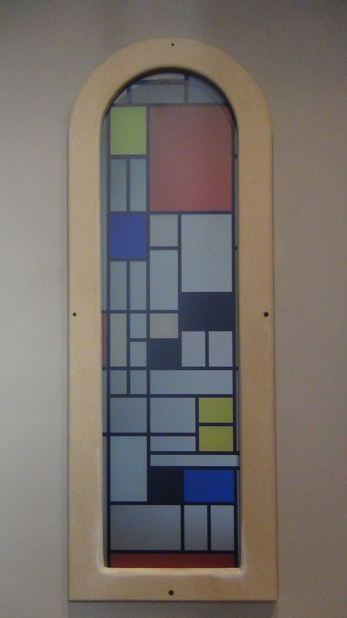 vetrata con inserti colorati su misura