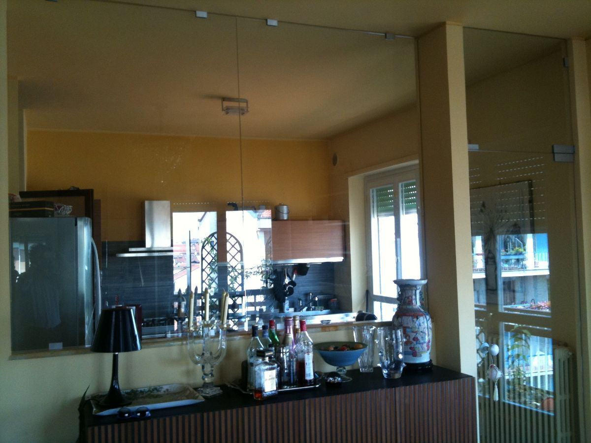 divisorio in vetro per soggiorno