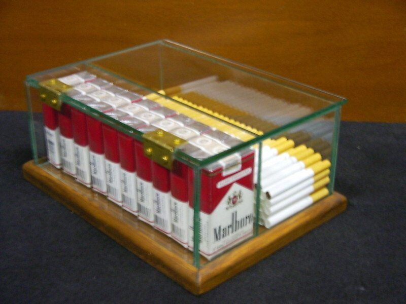 box in vetro porta sigarette