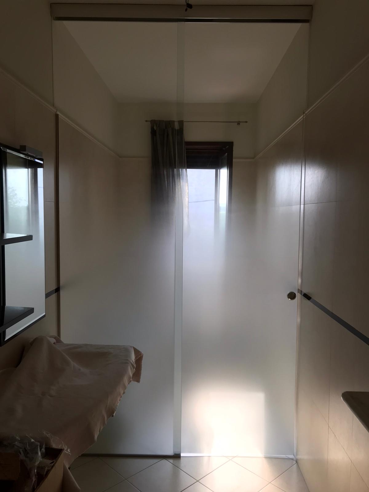 porta in vetro satinato per uffici