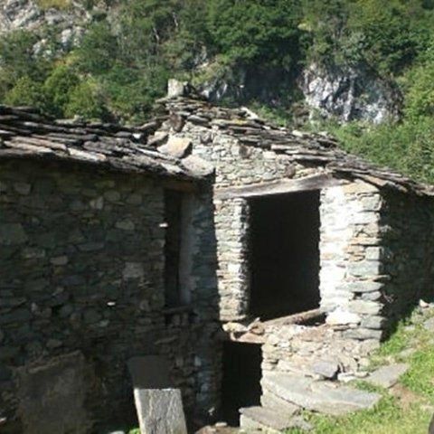 Tetto in lose da ristrutturare