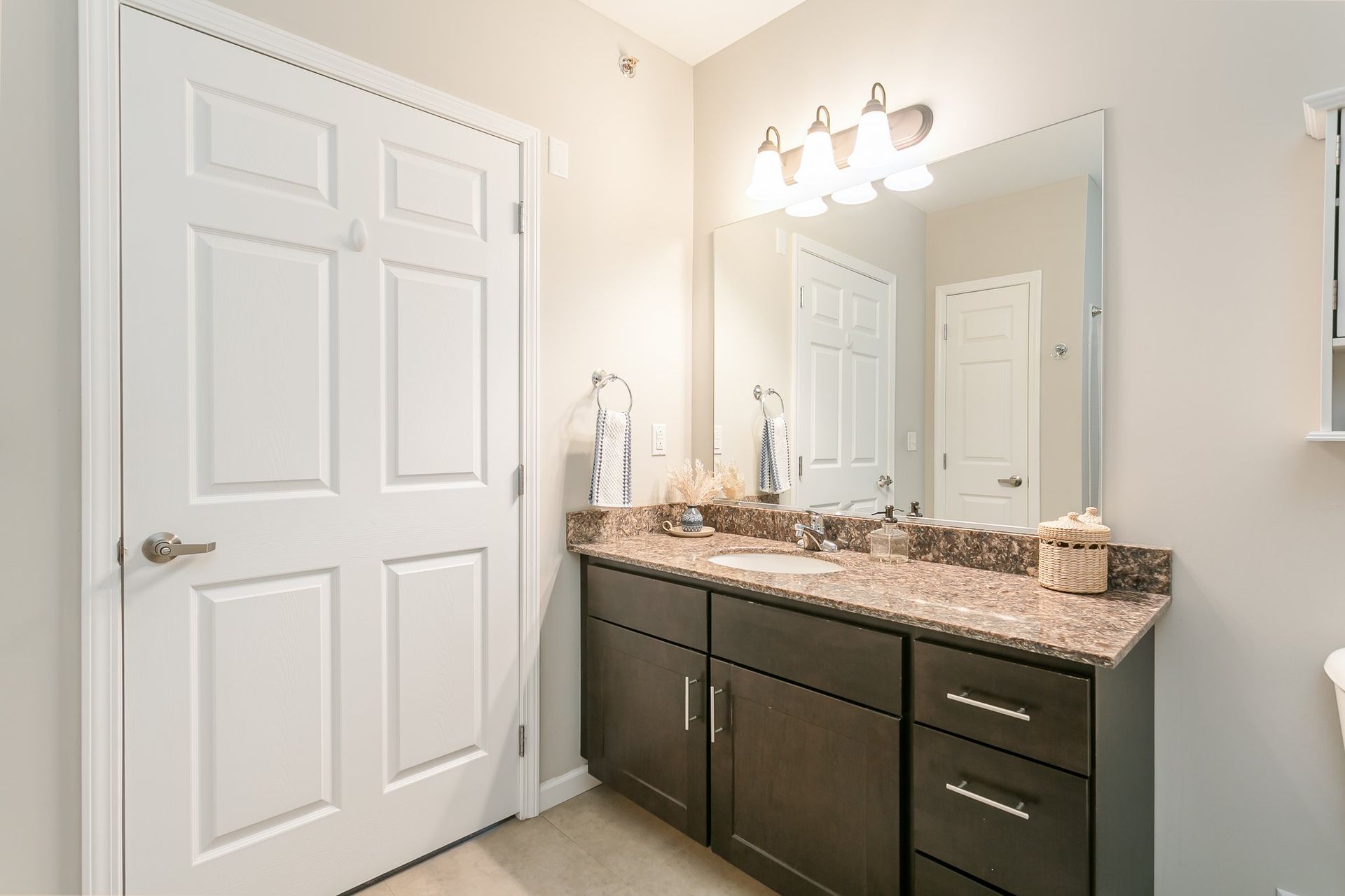 Details The Belvedere