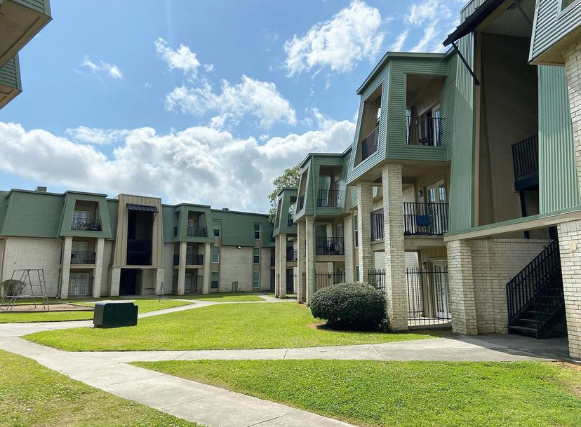 Jackson's Landing North New Orleans, LA Apartment Homes
