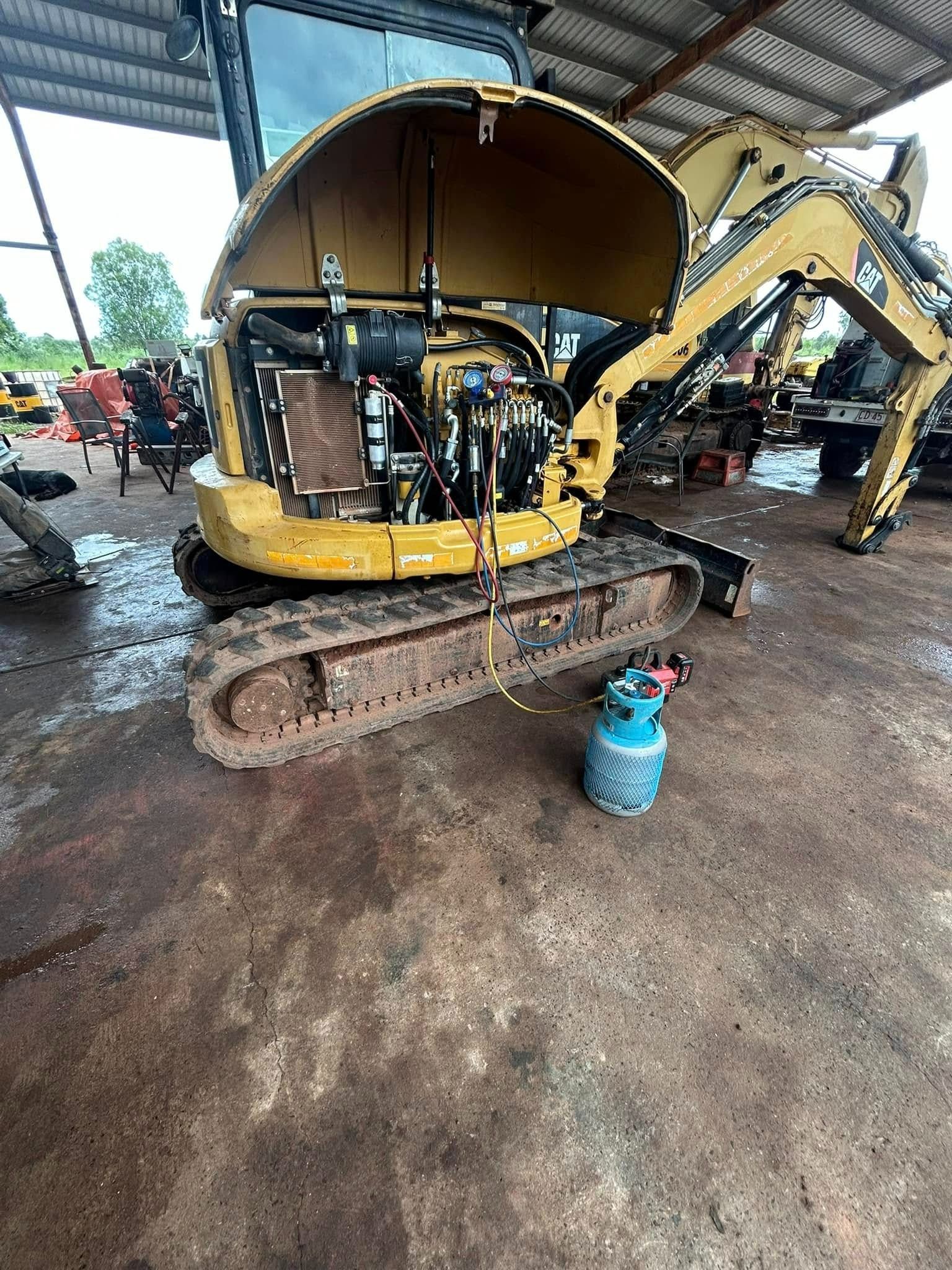 Yellow Excavator With Its Hood Open — Full Noise Mechanical in Humpty Doo, NT