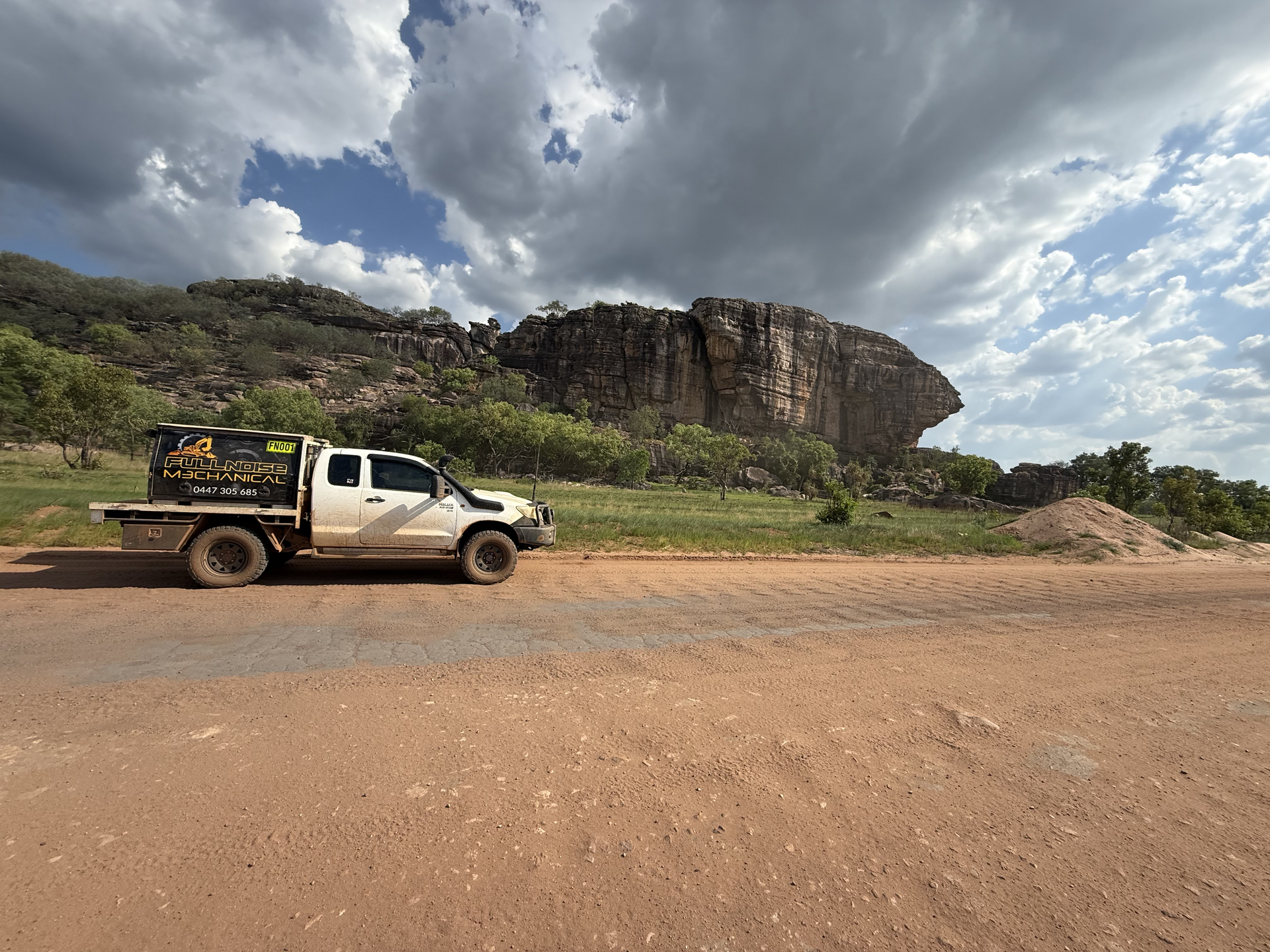 White Pickup Truck With a Utility Canopy in a Wooded Area — Full Noise Mechanical in Humpty Doo, NT