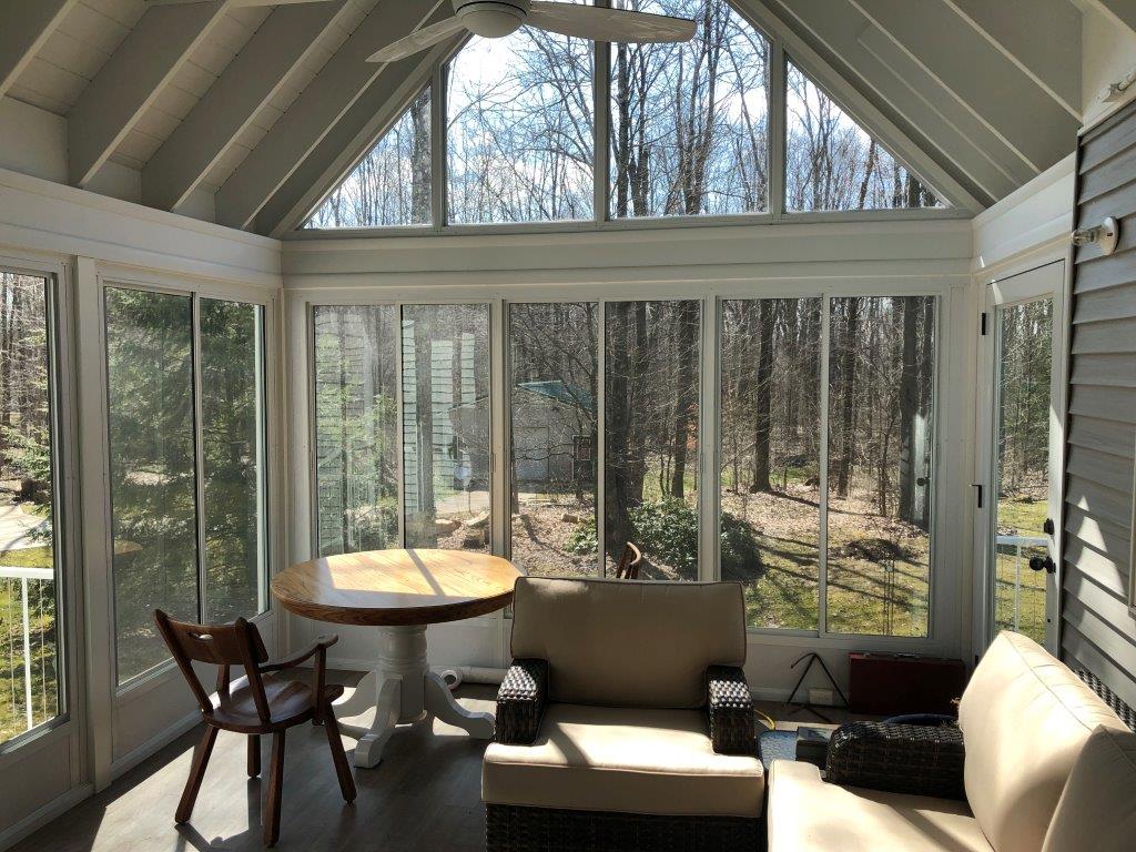 Sunrooms / Screenrooms | Bella Vista Sunrooms & More - Erie, PA