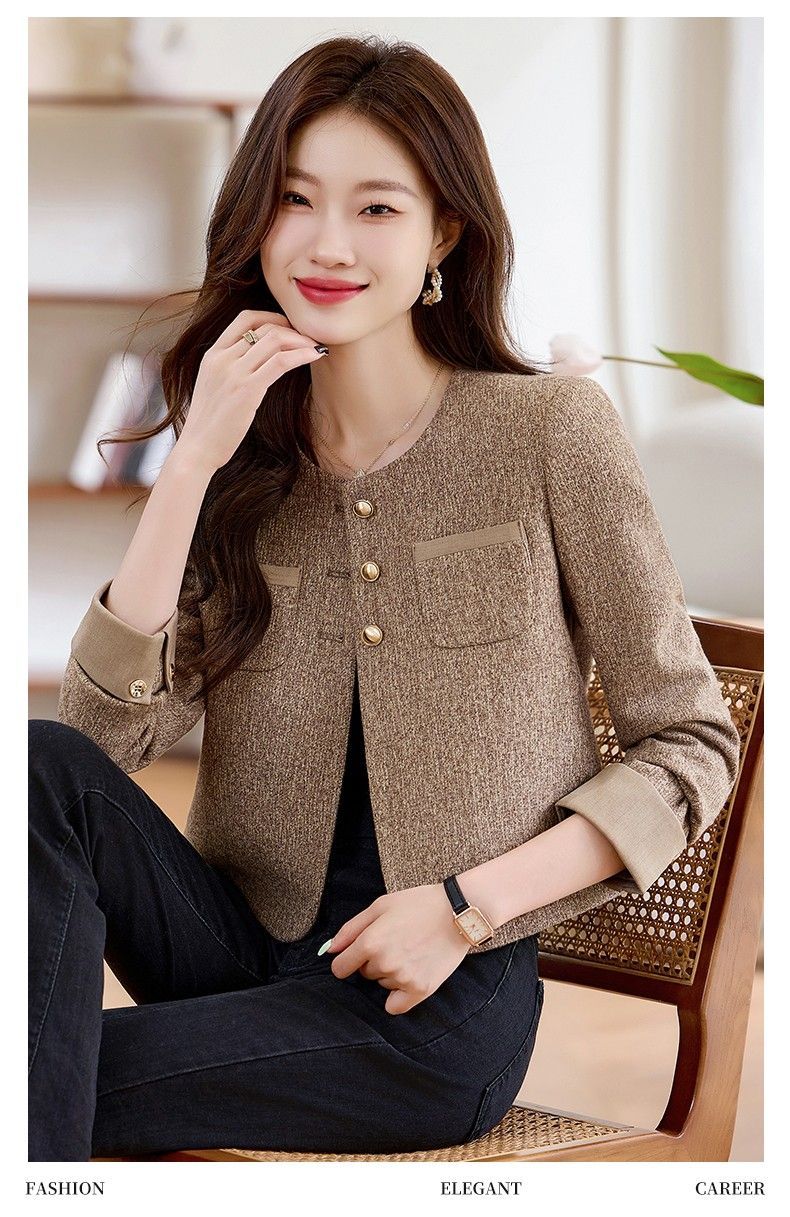 X現貨X一件免運X 氣質溫柔感 小香風圓領短版外套-2色