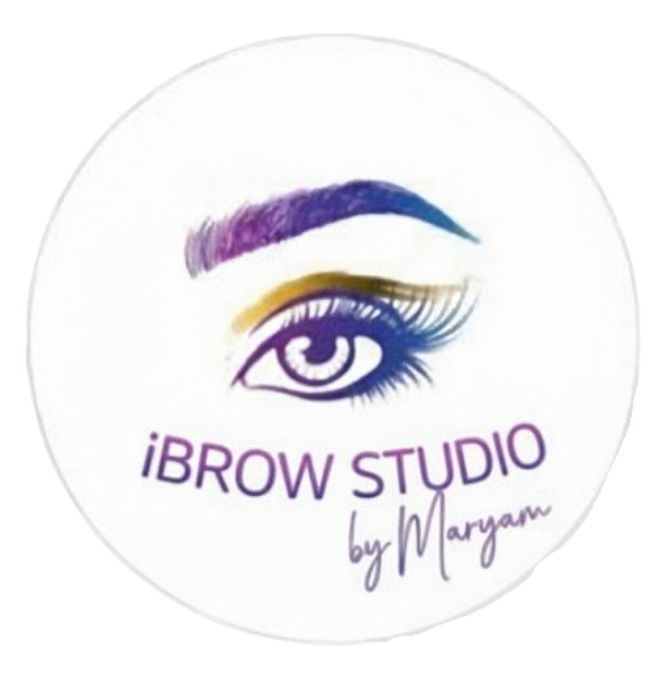 The word casa is written in black and white on a white background.