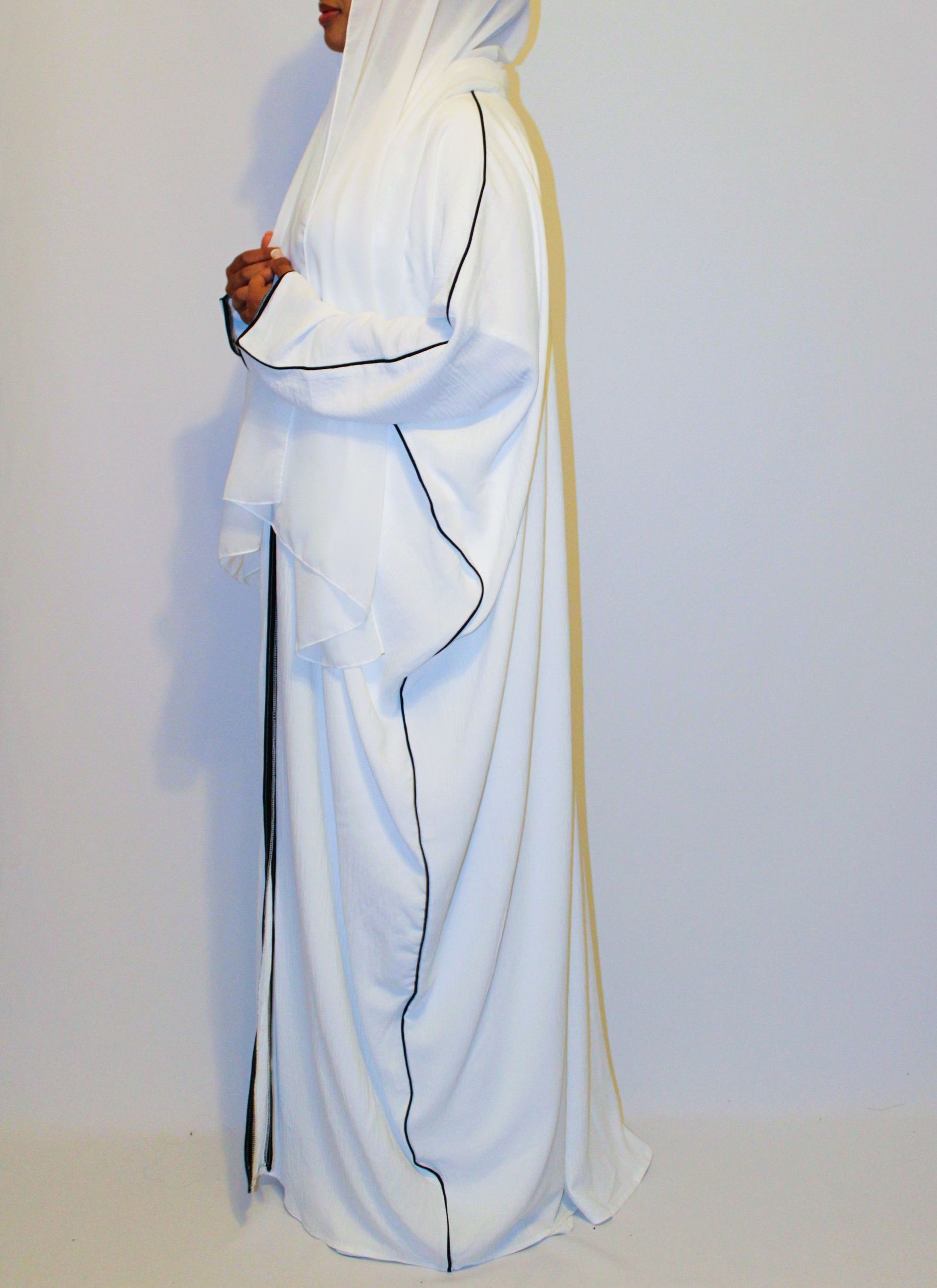 MARWA - Kaftan style button abaya - White