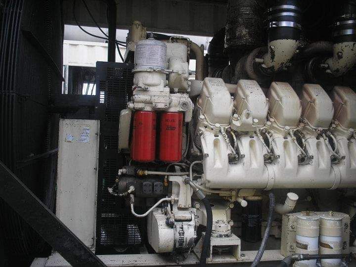 Sistema hidráulico para generadores y compresores