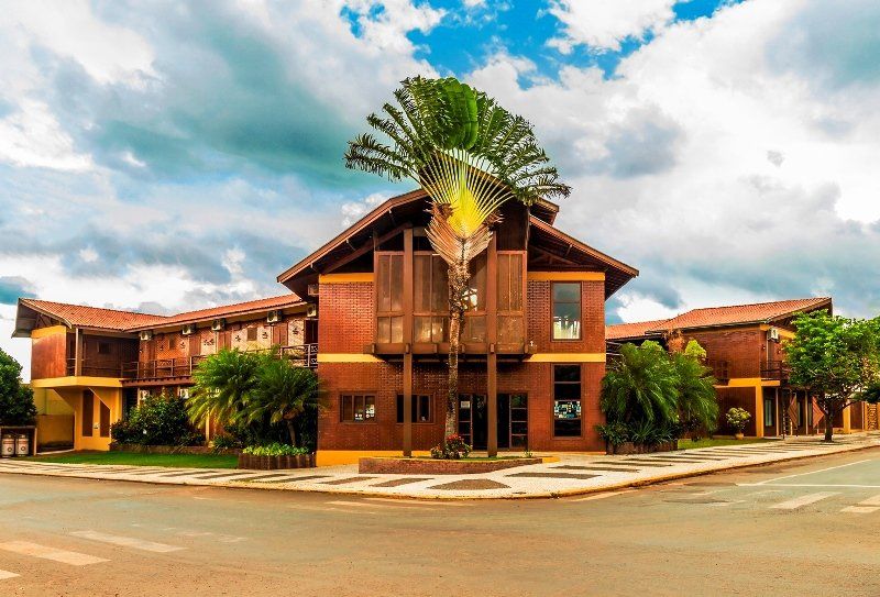 Hotel Pira Miuna
