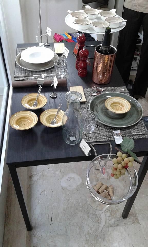 tavolo apparecchiato