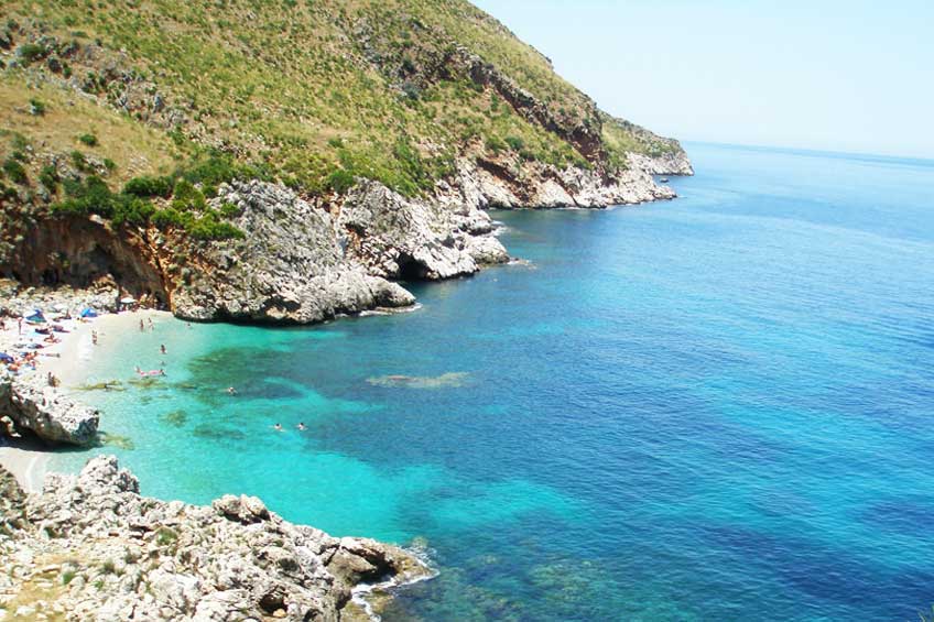 Noeggio Gommoni Calette Riserva dello Zingaro