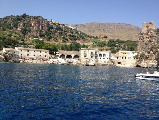 Noeggio Gommoni Tonnara di Scopello