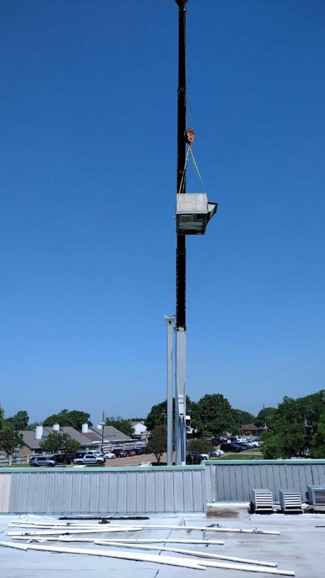 lifting of Commercial grade Air conditioning