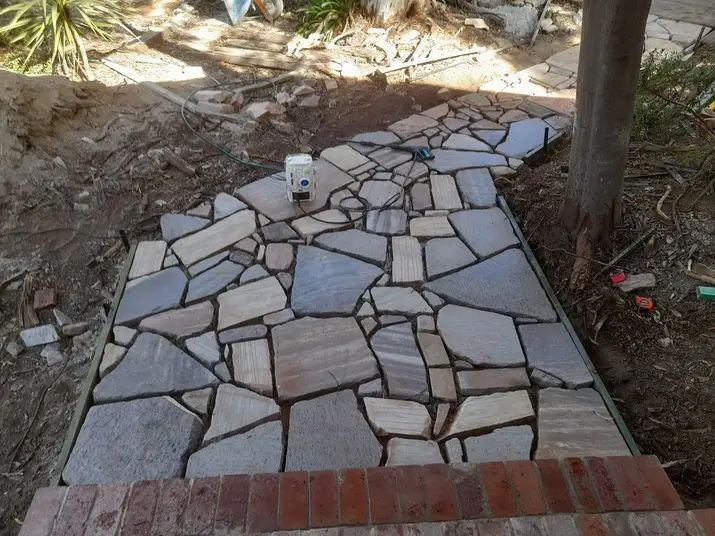 Concrete Walkway — Queanbeyan East, NSW — Traditional Stone Structures