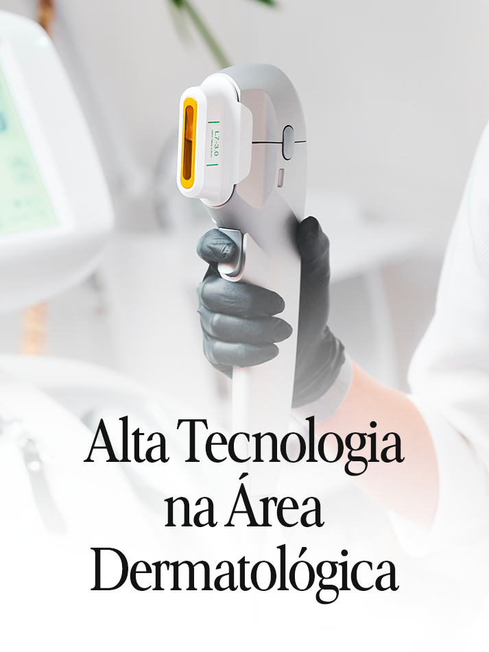 Pessoa segurando um aparelho de laser estético de alta tecnologia. 