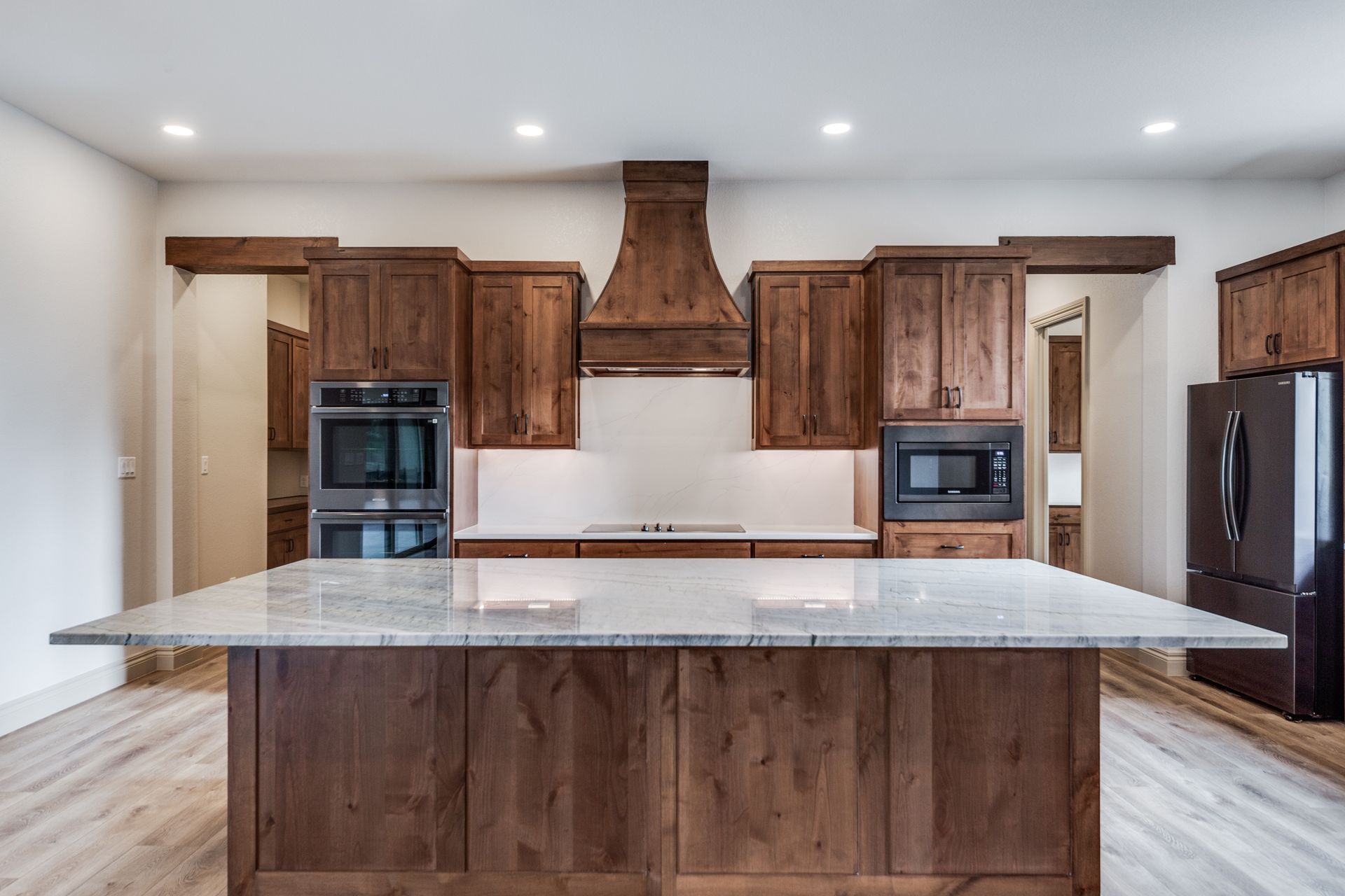 Large island in the middle of the kitchen.