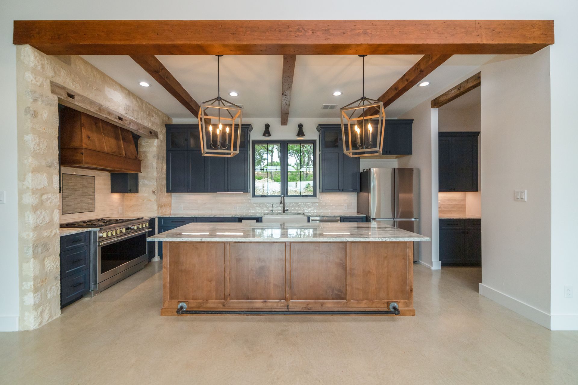 Large island in the middle of the kitchen.