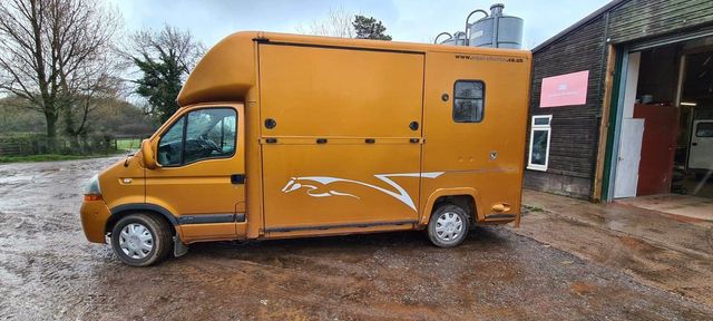 Renault Master & Vauxhall Movano Horseboxes for Sale