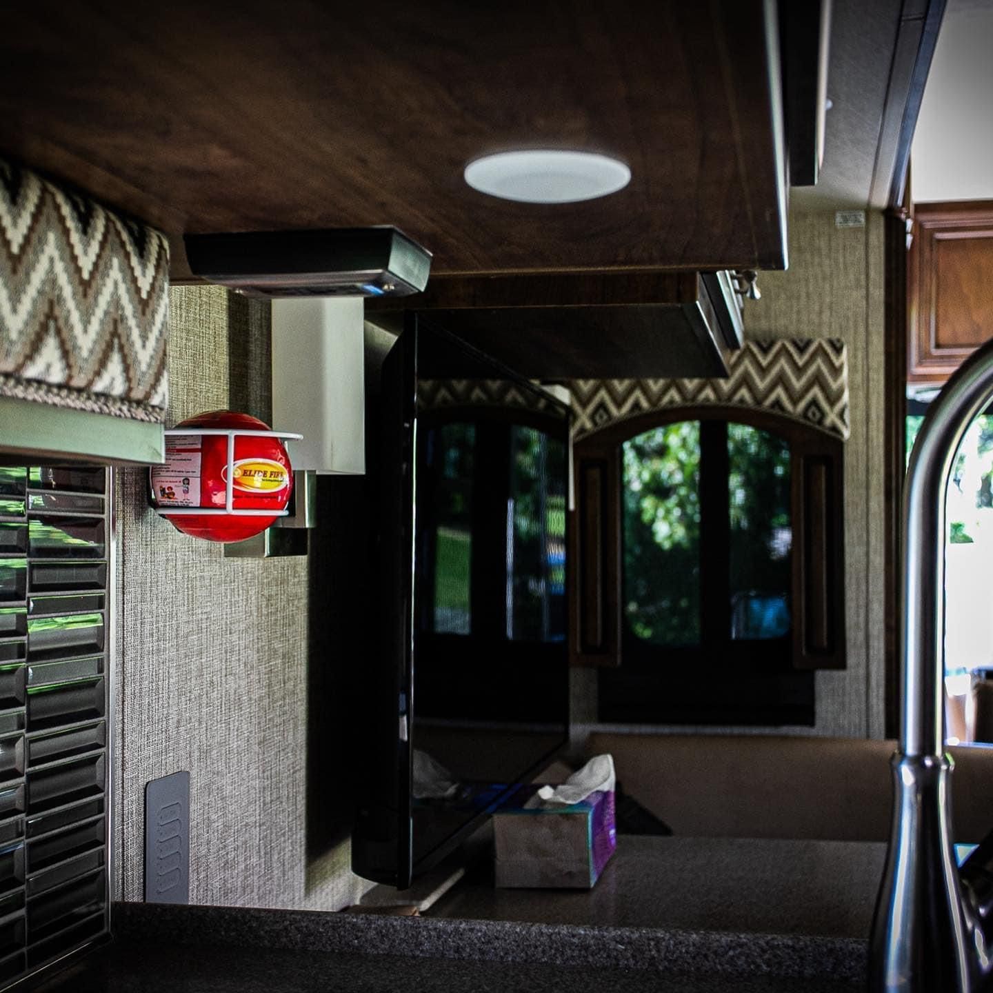 Elide Fire Ball algemene projectfoto twee