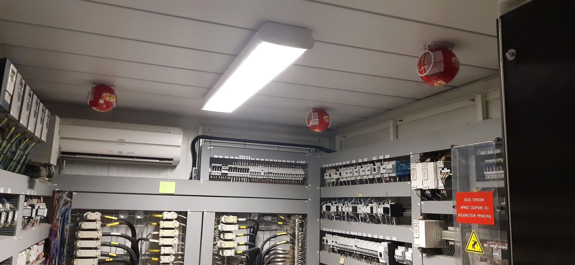 Elide en AFO brandblusbal passieve bescherming tegen brand