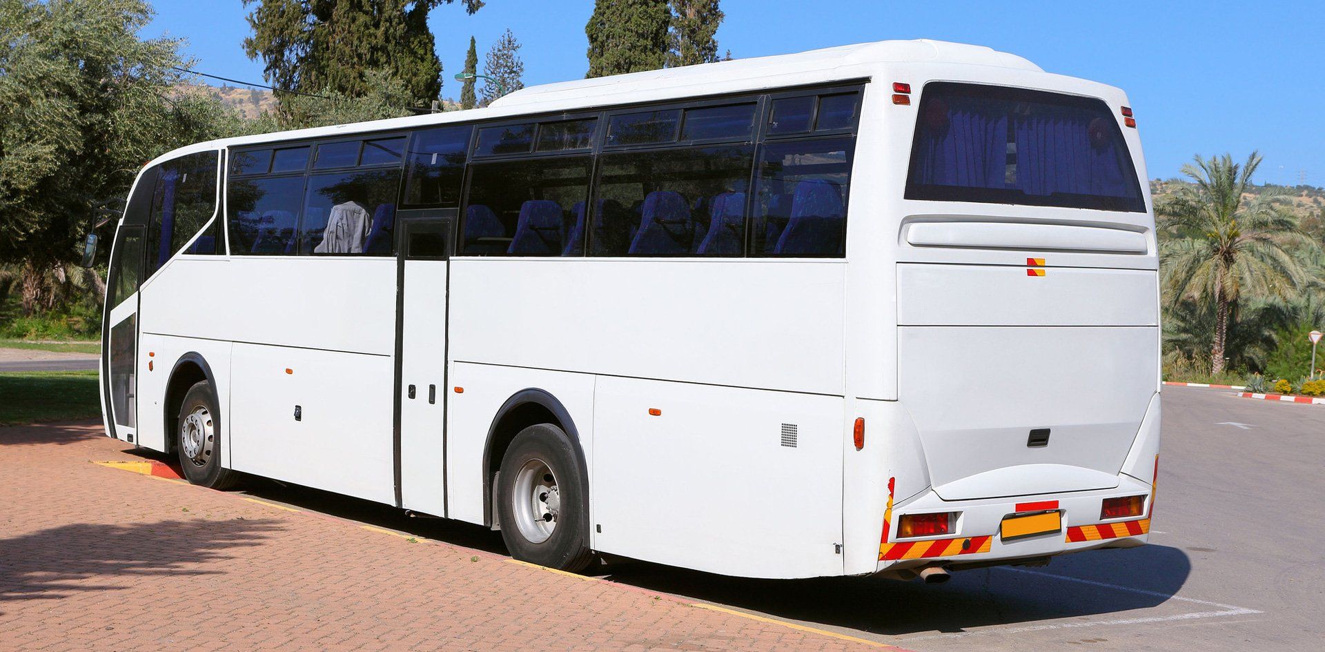 bus image 1