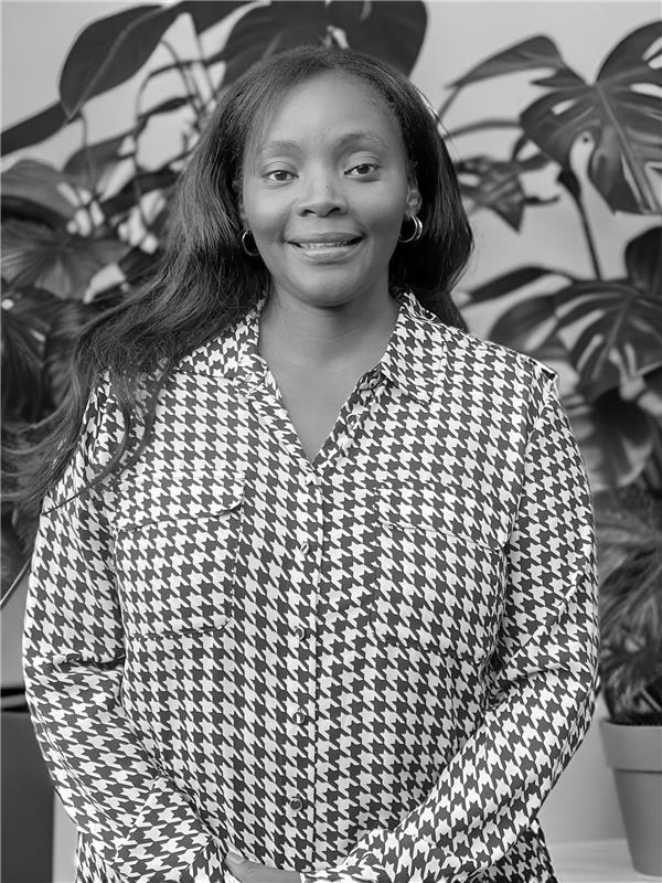 Dr. Christine Walele