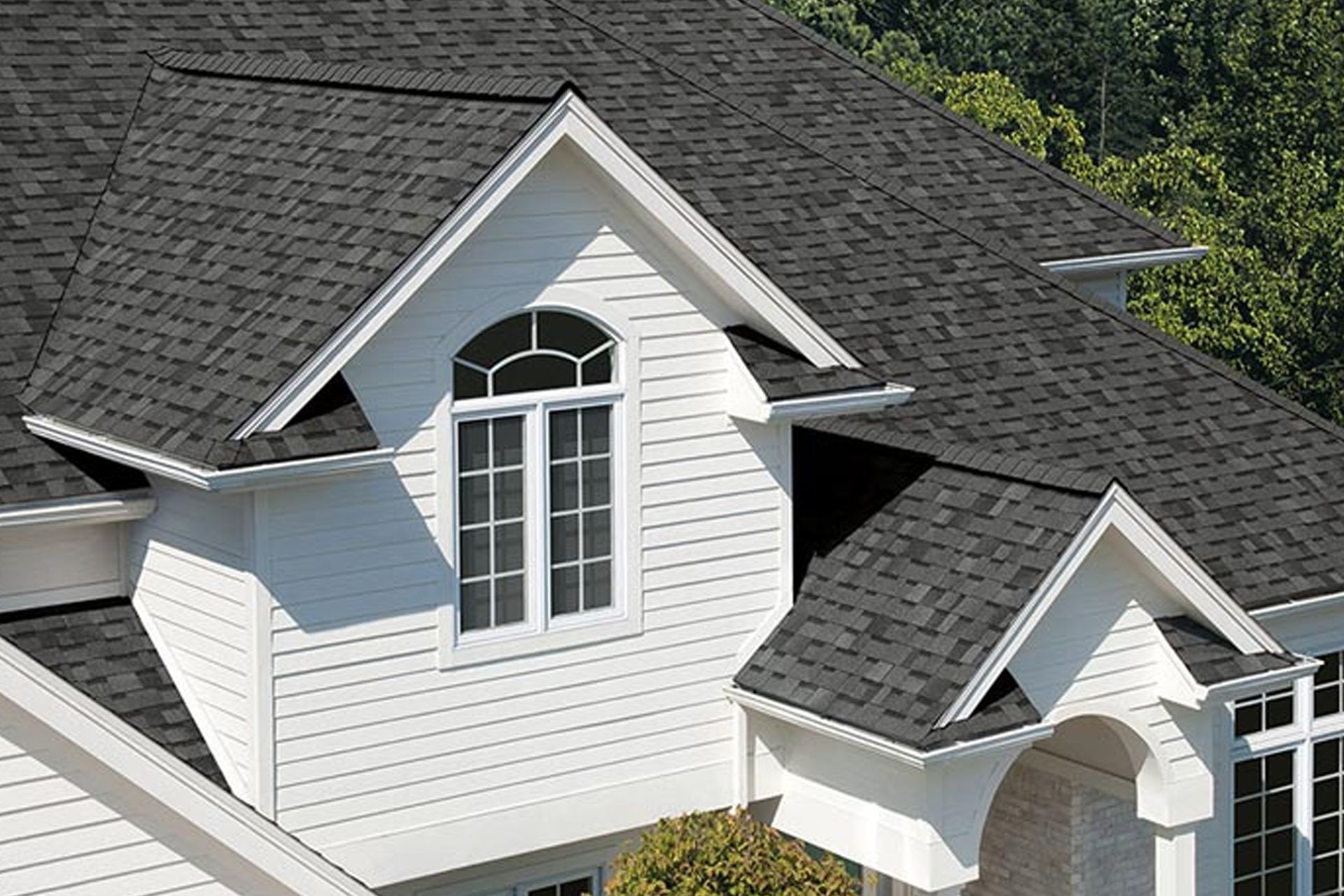 Choosing Valiant Roofing for Your Roofing Needs