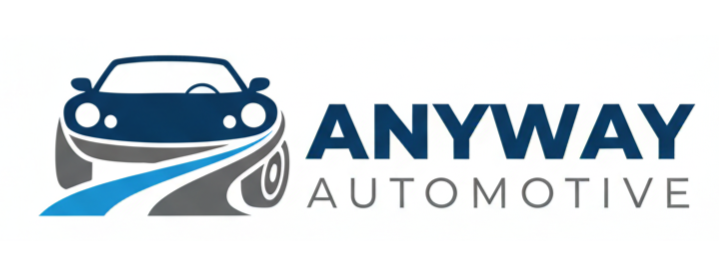 Logo voor "Anyway Automotive": een blauwe auto met een logo op een grijze weg met donkerblauwe tekst.