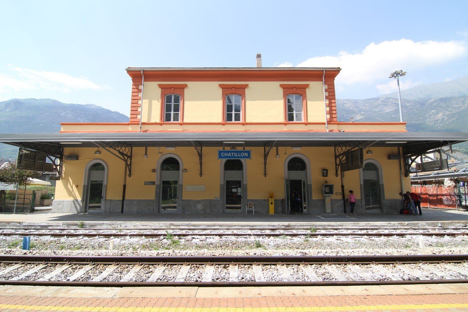 stazione dall'esterno