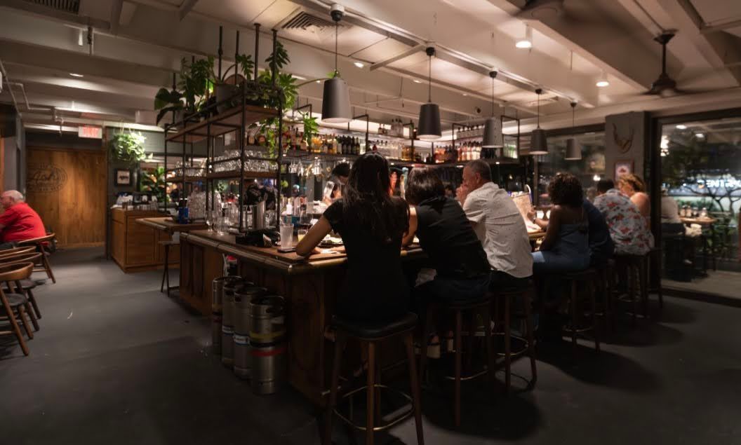 alohasteakhouse_bar