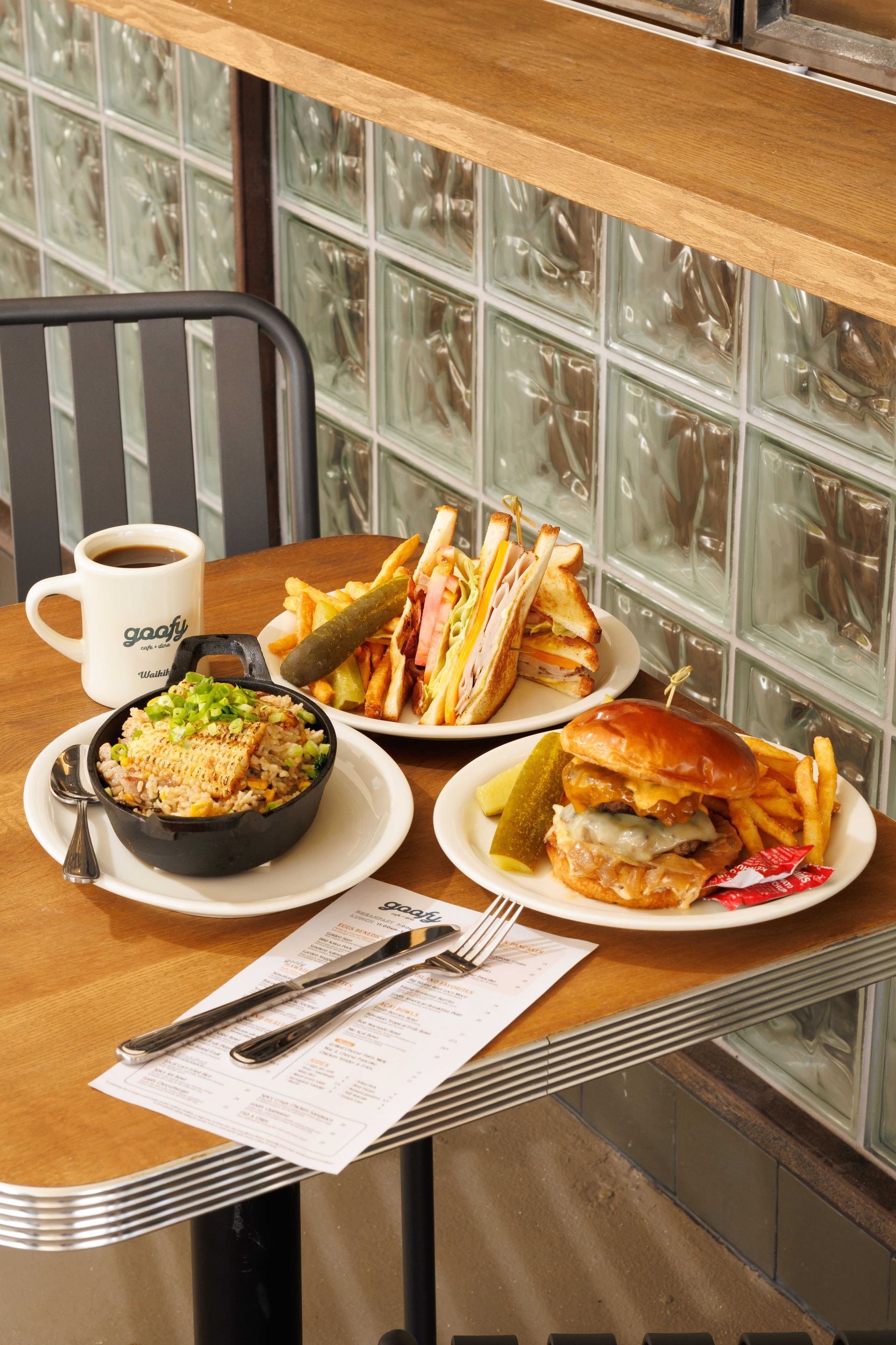 Goofy Cafe & Dine - Waikiki Beach_Lunch