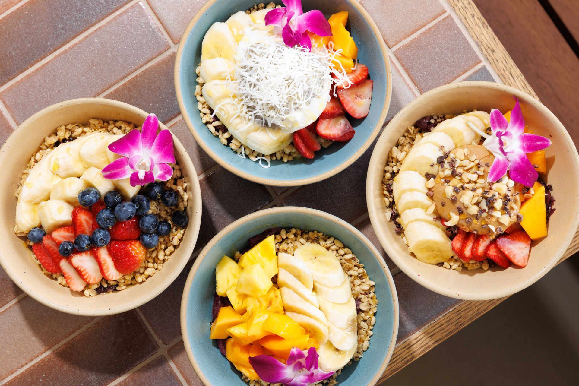 Goofy Cafe & Dine - Waikiki Beach_acai bowl
