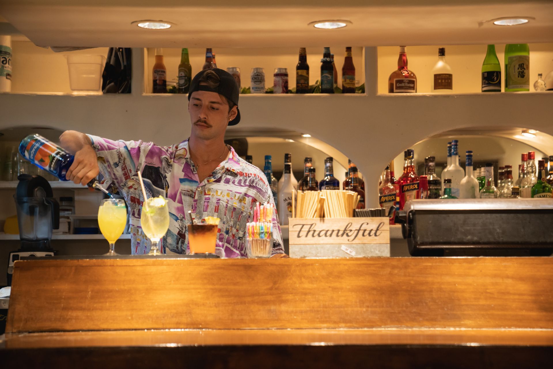 alohatable-waikiki_dinner