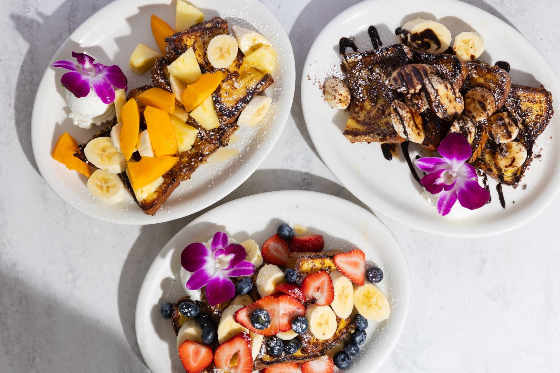 heavenly-island-lifestyle_Cafe time