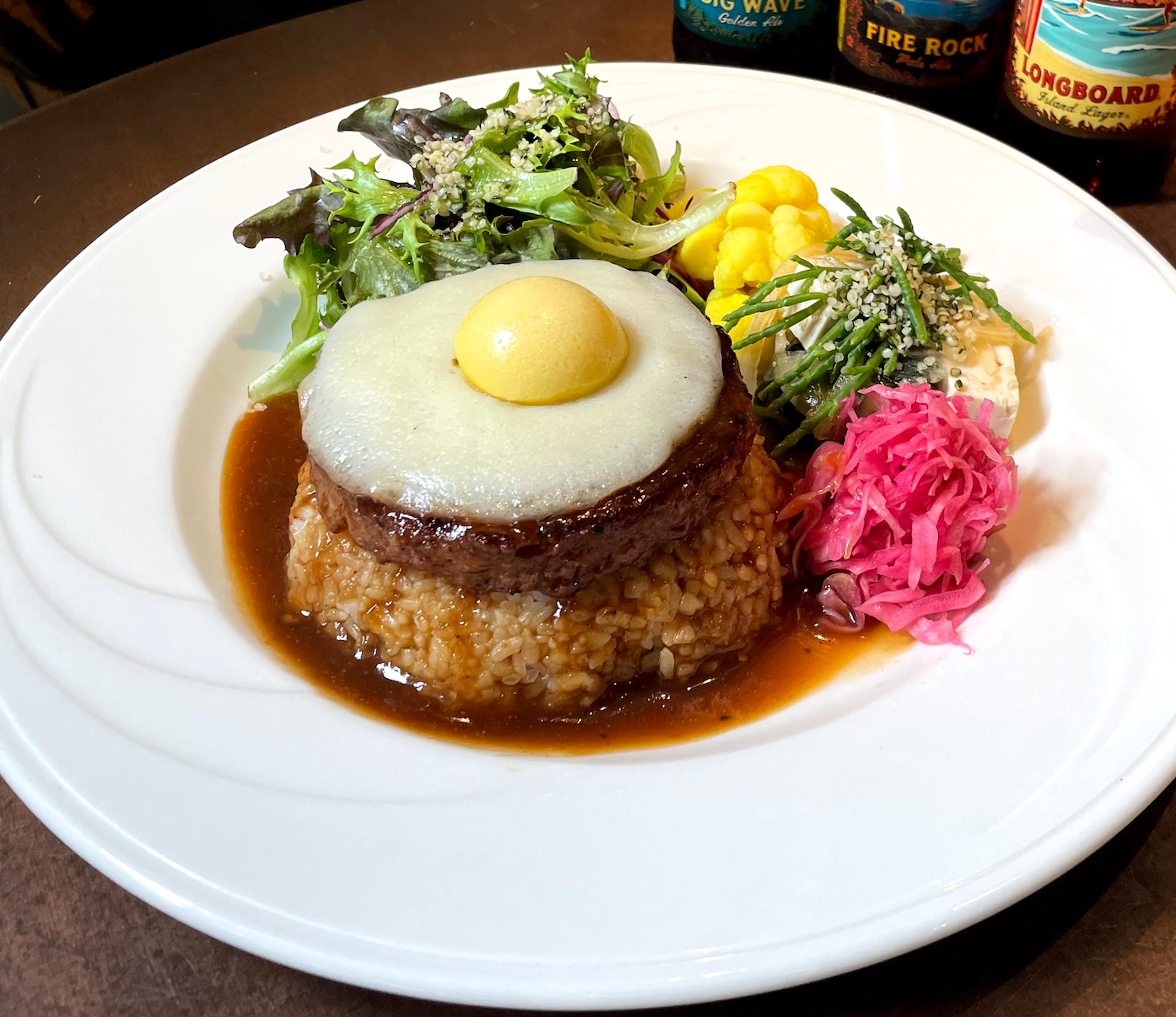 alohatable-waikiki_vegan-locomoco