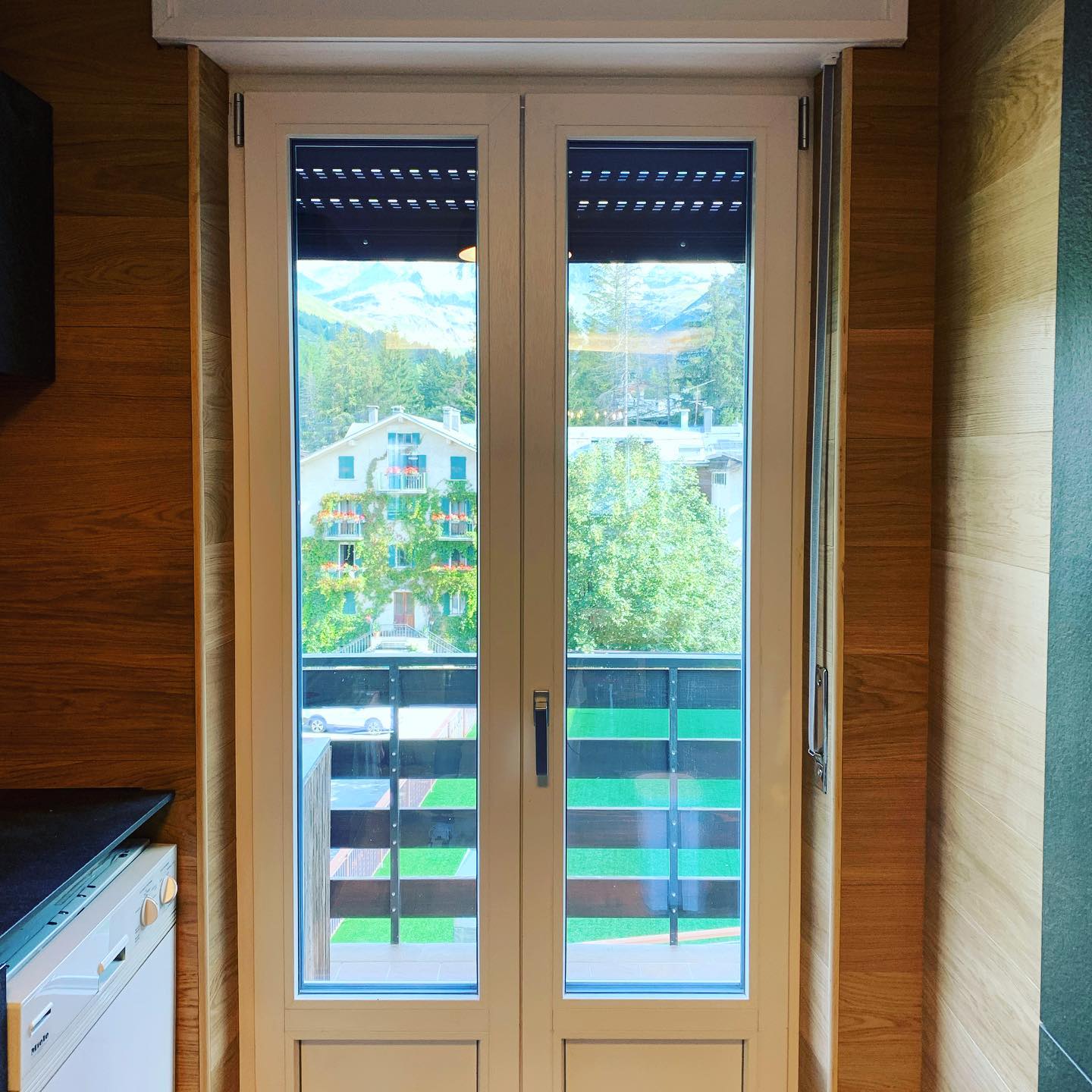 INFISSI IN ALLUMINIO